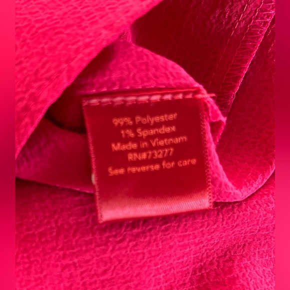 Jennifer Lopez Red Long Bell Sleeve Top. Size Small - Picture 10 of 11